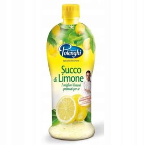 Odświeżający sok z cytryny Polenghi, naturalny napój na bazie lemoni, idealny na letnie dni, orzeźwiający i pełen witamin, dostępny w opakowaniu z cytrusowym motywem, promuje zdrowy tryb życia.